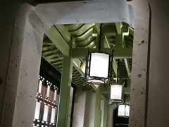 -贝勒爷·酥不腻烤鸭