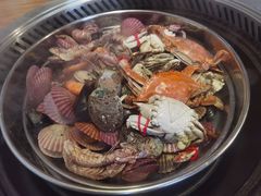 -锅老头海鲜铁锅炖