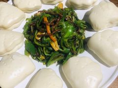 椒蒿肉丝荷叶饼-胖老汉(北京路店)