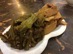 油焖尖椒拼干豆腐-张包铺(道外店)