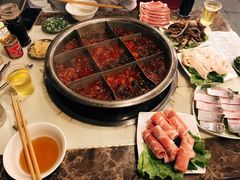 -朱氏胖子烂火锅(洪崖洞店)