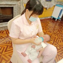 -臻康乃馨月子中心(集美店)