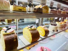 -焙丽拾光(麦凯乐直营店)