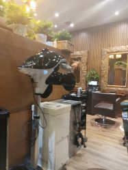 -红人馆造型世爵国际