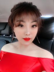 -VV新娘婚纱礼服体验馆