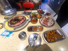 -安小胖韩国烤肉(财富广场画苑小区店)