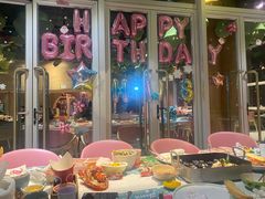 -水桶王国主题餐厅·聚会·生日派对·亲子活动·家庭套餐(亚龙湾希尔顿店)