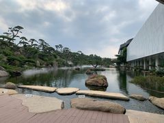 -罗红摄影艺术馆