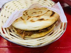 肉夹馍-陕味食族油泼面·小炒盖码面(双榆树店)