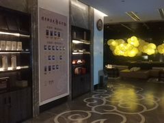 -新盈光·云会所(百丈东路店)