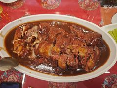 红烩整猪脸-玉华台饭庄(裕中西里小区店)