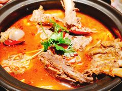 -沪小胖小龙虾(淮海中路旗舰店)