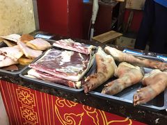 -万隆火腿庄