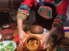 -吃饭皇帝大·土家民族菜(武陵源店)