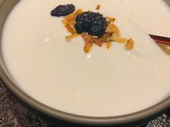 金桃酸奶-丝路金桃·新疆菜(徐汇店)