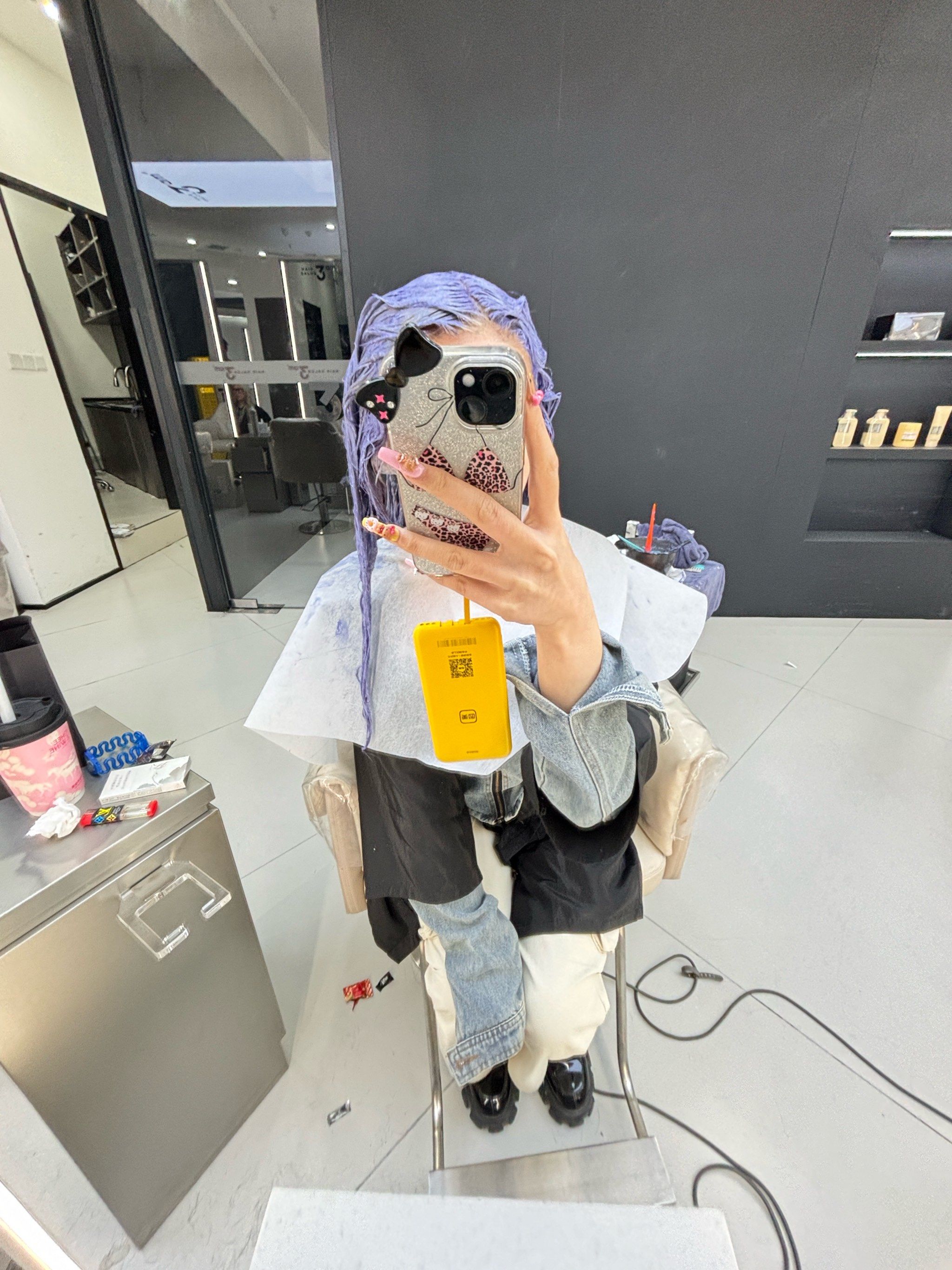 salon烫发染发接发西安王府井店」「3am