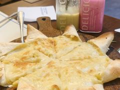 招牌金枕榴莲披萨-沏点Trattoria意大利餐厅(新街口店)