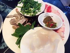 -桥香园云南过桥米线(金马碧鸡店)
