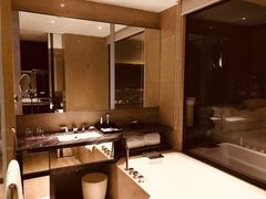 -深圳皇庭V酒店