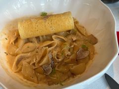 -弦月窗LUNETTE BY AMANDA(复兴路店)