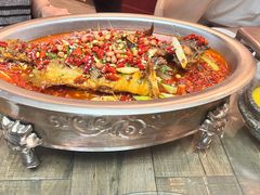 特色秘制烤鱼-九老汉·川渝江湖菜(恒丰路店)