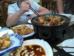 石锅鱼-徽州美食(三十年老店)