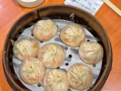 -莱莱小笼·乔艾