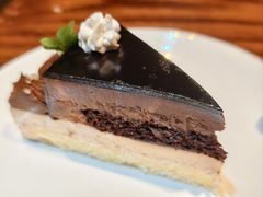 黑巧克力慕斯芝士戚风蛋糕-blend咖啡部落(卓悦中心店)