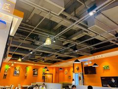 大堂-名门潮牛·鲜牛肉海鲜火锅.烧烤自助餐厅(诚丰广场店)
