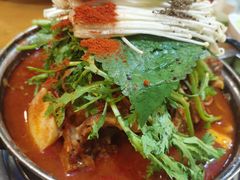 土豆排骨火锅-喇喇排骨火锅·传统韩式脊骨汤(望京西园总店)
