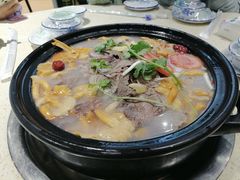-九寨沟特色牦牛肉汤锅