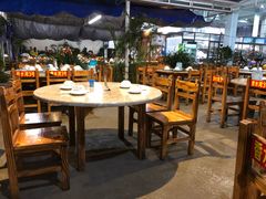 大堂-四川小胡子海鲜(丁村万人海鲜广场店)