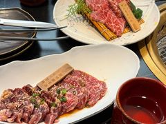 -山川小町·极番烧肉(新地假日广场店)