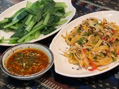 -蜗牛小馆醉乡民谣云南菜(惠新西里店)