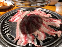 -唯成•韩国炭火烤肉 유성고기