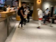 -麦当劳(中山公园龙之梦店)