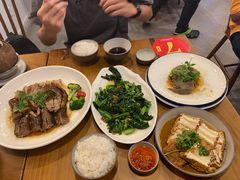 -e公馆鹅肉饭店·潮汕卤鹅(西平店)