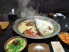 -宽板凳老灶火锅(南礼士路店)