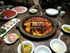 -红九格老火锅(三峡广场店)