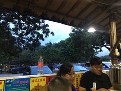 -满記土窑烧鷄波浪山莊