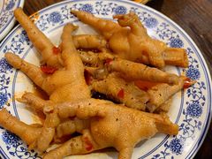 -爆炸头阿姨小四川正宗川味小吃(无任何分店)