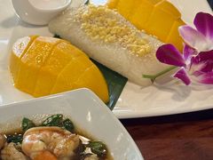 -Dang restaurant (patong phuket)
