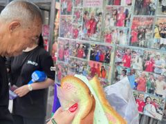 -詹爷爷乌节路街头冰淇淋