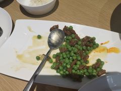 -渝信川菜 · 川味家常菜(财富购物中心店)