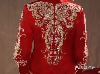 唯雅摄影礼服馆，今日分享 绽放中式浪漫 中式嫁衣遵循