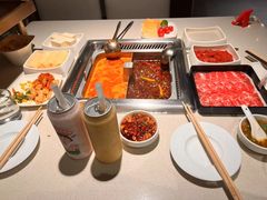 -海底捞火锅鲜切牛肉主题店(长寿路店)