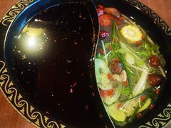 -小志家.鲜牦牛肉牛杂火锅野生菌汤锅