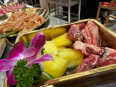 -哈哈碳都·牛肋条无限自助烤肉(台江万达店)