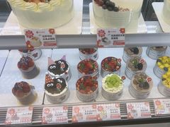 -花花卷卷·鲜食蛋糕(静安久光百货店)