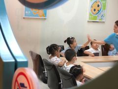 -月星环球港赢在起点早教中心·亲子托班早教体验课儿童兴趣班逻辑思维专注力幼小衔接(普陀中心)